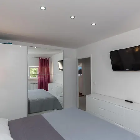 Apartment Super Marijo - Two-bedroom With Sea View Dubrovnik