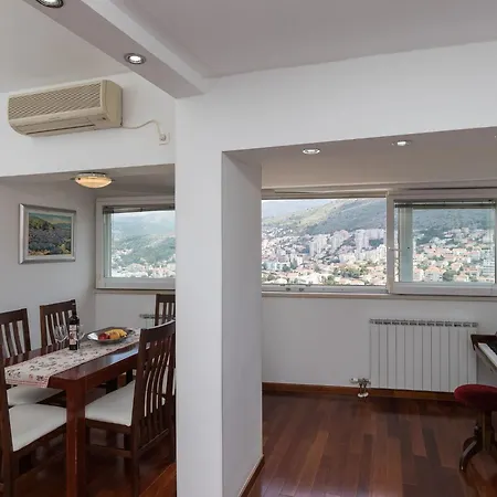 Super Marijo - Two-bedroom With Sea View Apartment Dubrovnik